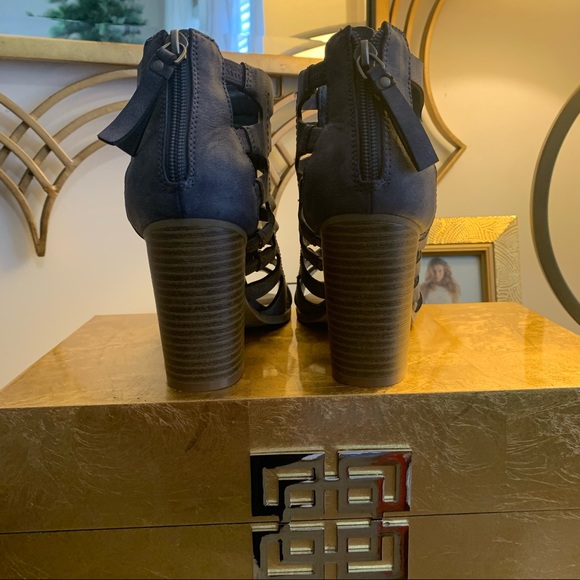 New Indigo Rd. Blue Open Sandal 7.5” M Block Heel Back Zipper - Picture 4 of 8